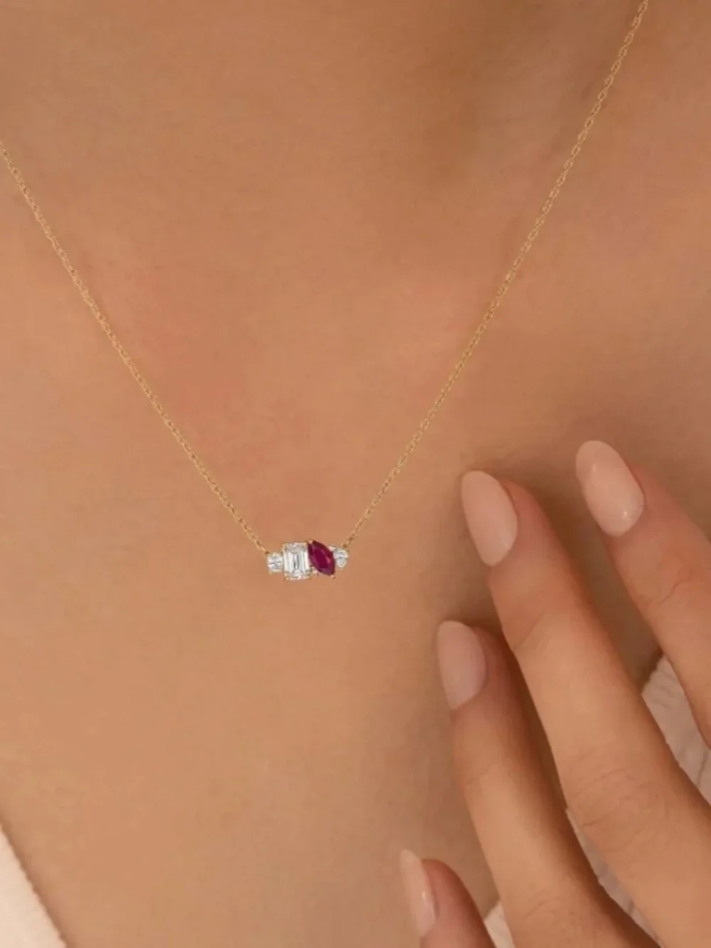 Birthstone pendant necklace